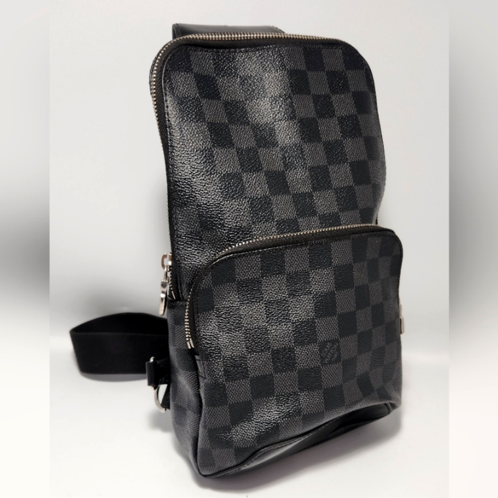 LOUIS VUITTON Damier Graphite Avenue Sling Bag